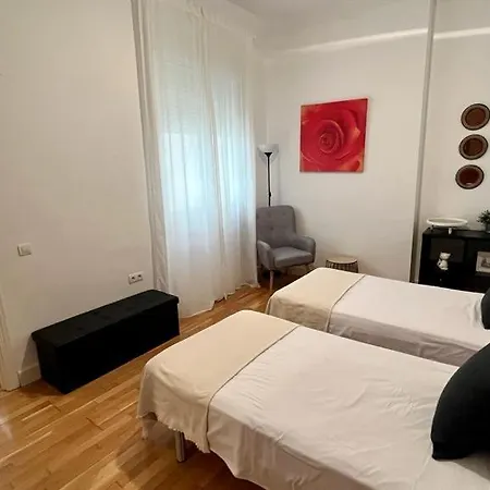 Picassia Center