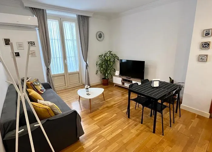 Picassia Center Apartment *